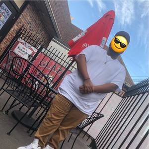 Meet your Posher, Camilo